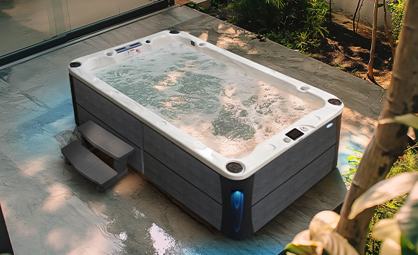 Deck Series Live Oak hot tubs for sale